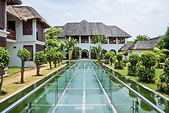 Le Pondy Beach and Lake Resort, Pondicherry